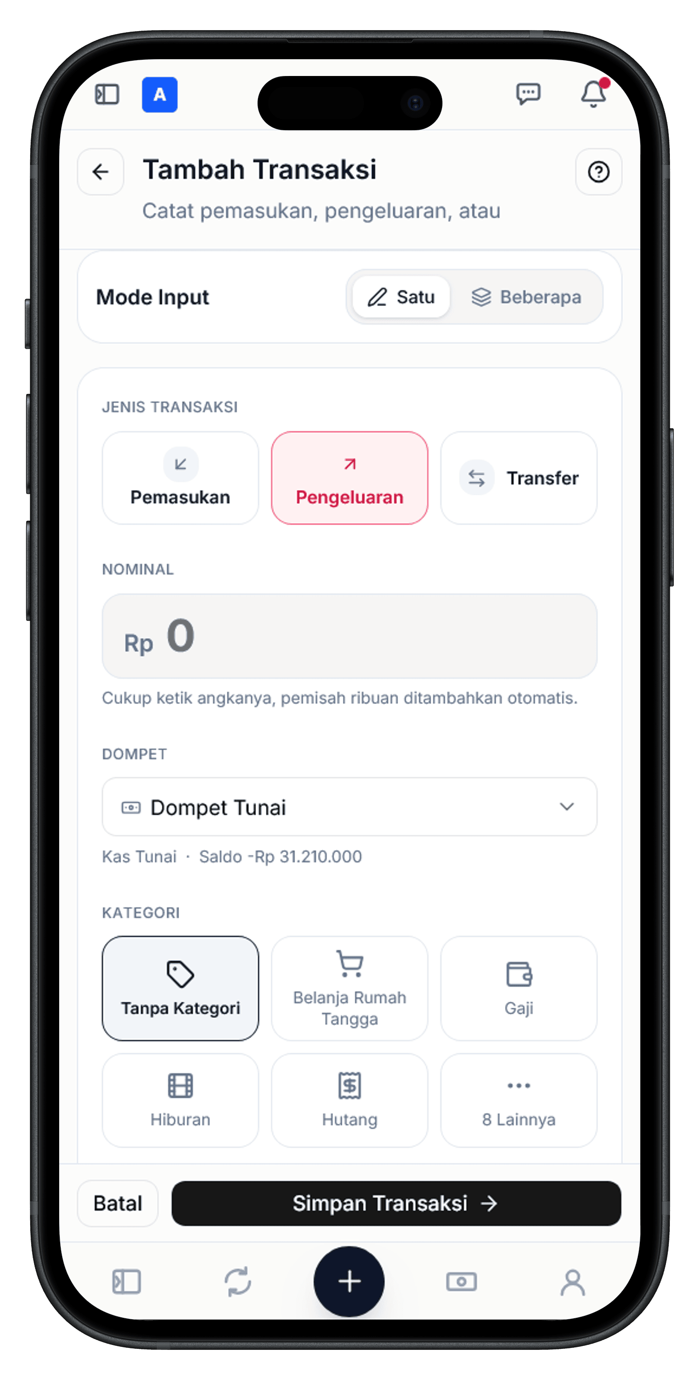Form tambah transaksi di layar HP: pilihan jenis transaksi, nominal, dompet, kategori, dan tombol Simpan Transaksi di dasar layar